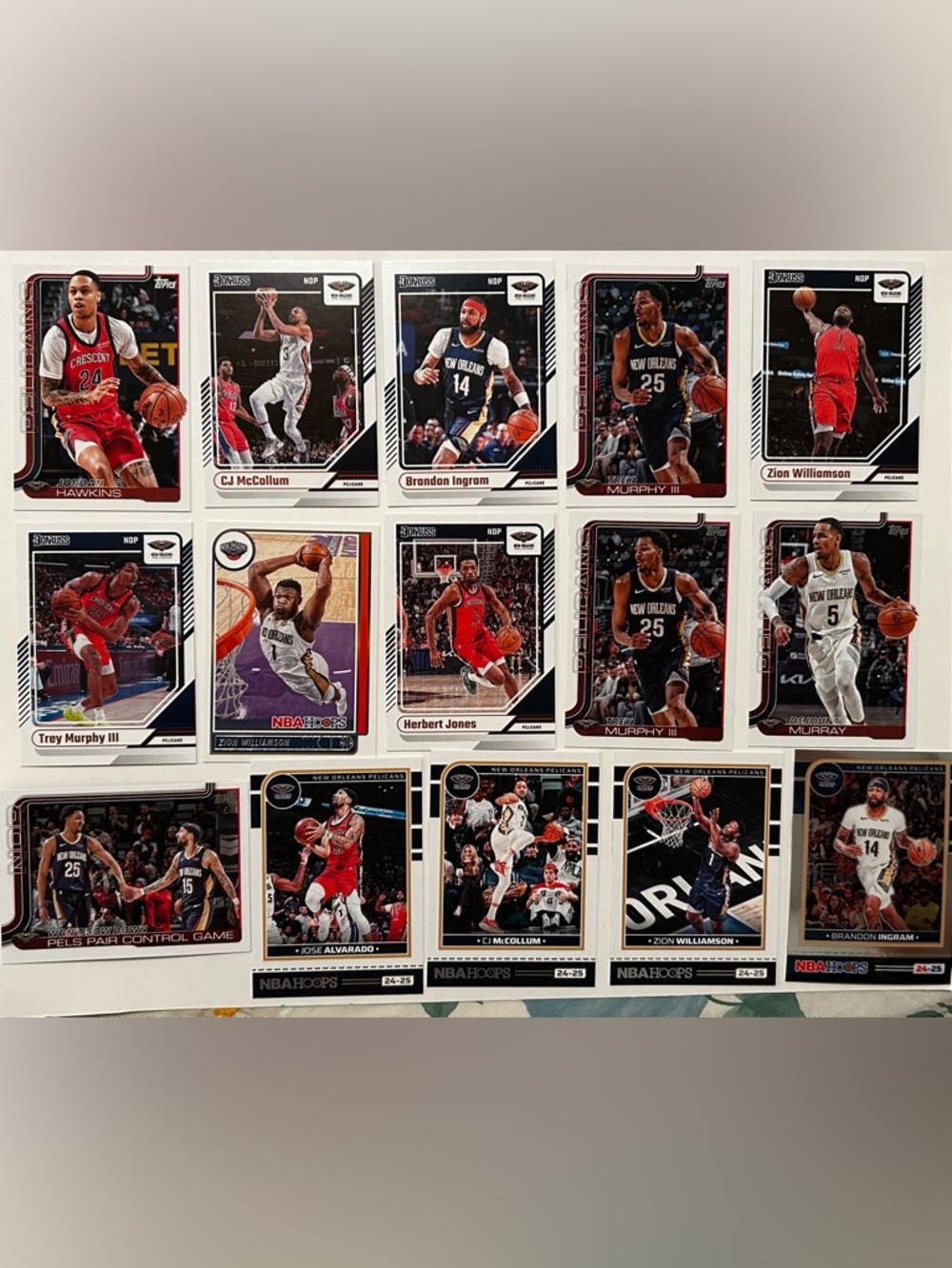 Lot 11 Pelicans NBA team Basketball Cards collection